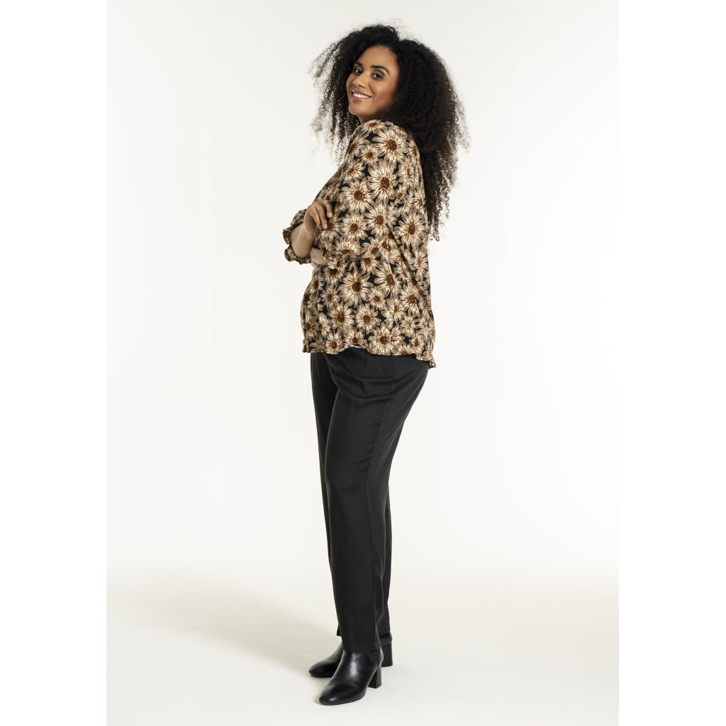 Studio SHolga Trousers Trousers Black