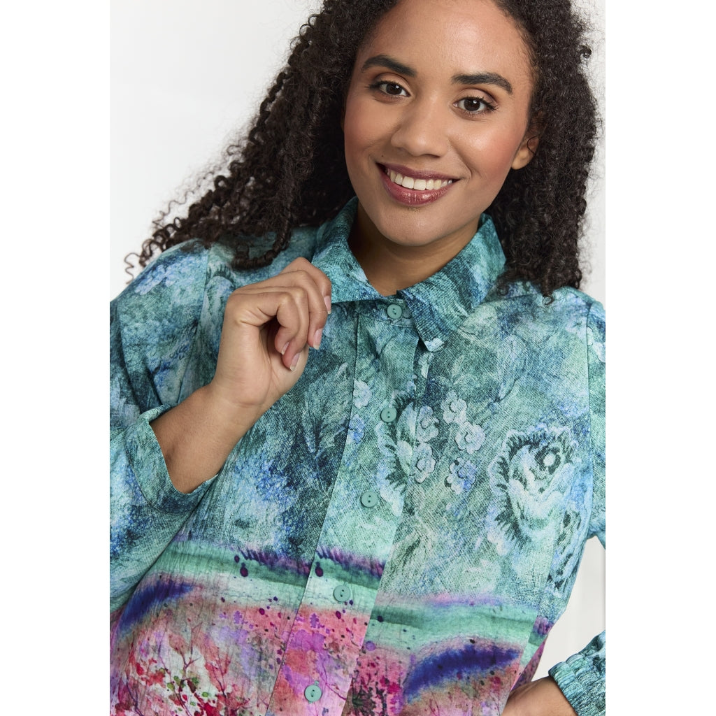 Studio SVilma Shirt Shirt Blue with pink board