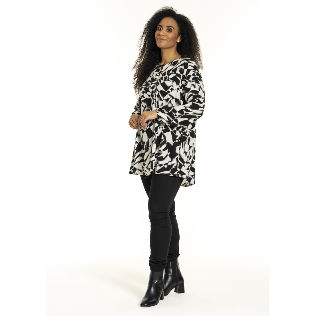 Studio SYvonne Tunic Tunic Black white mix
