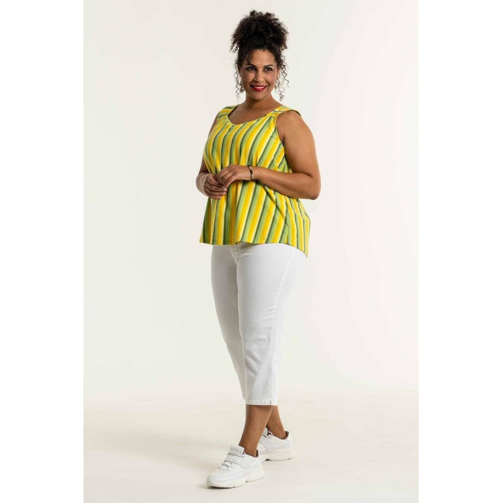 Studio Fina Capri pants Capri Pant