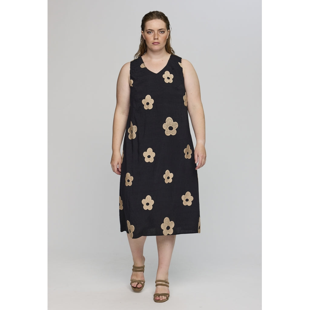 Studio SAnastasia Long dress Long Dress Black with sand flowers