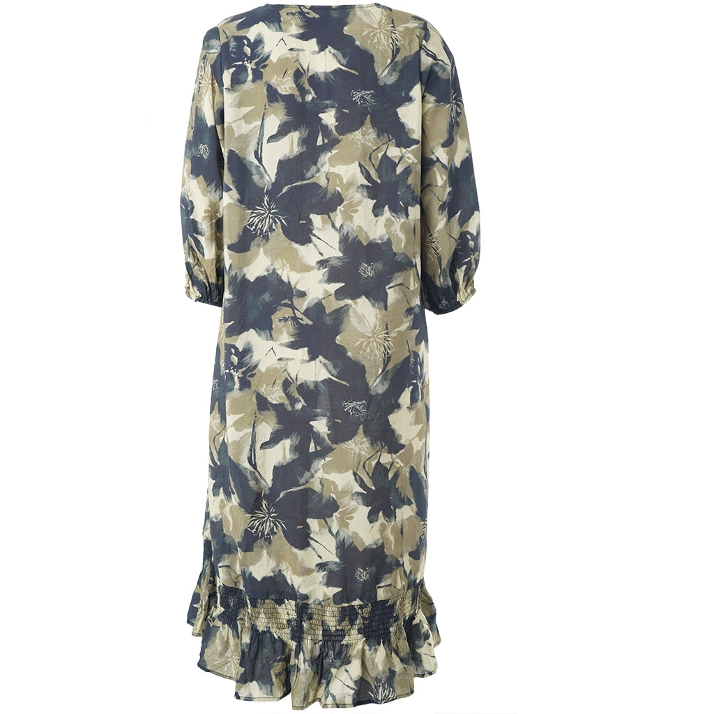 Studio SAnita Dress Dress Green black flowers