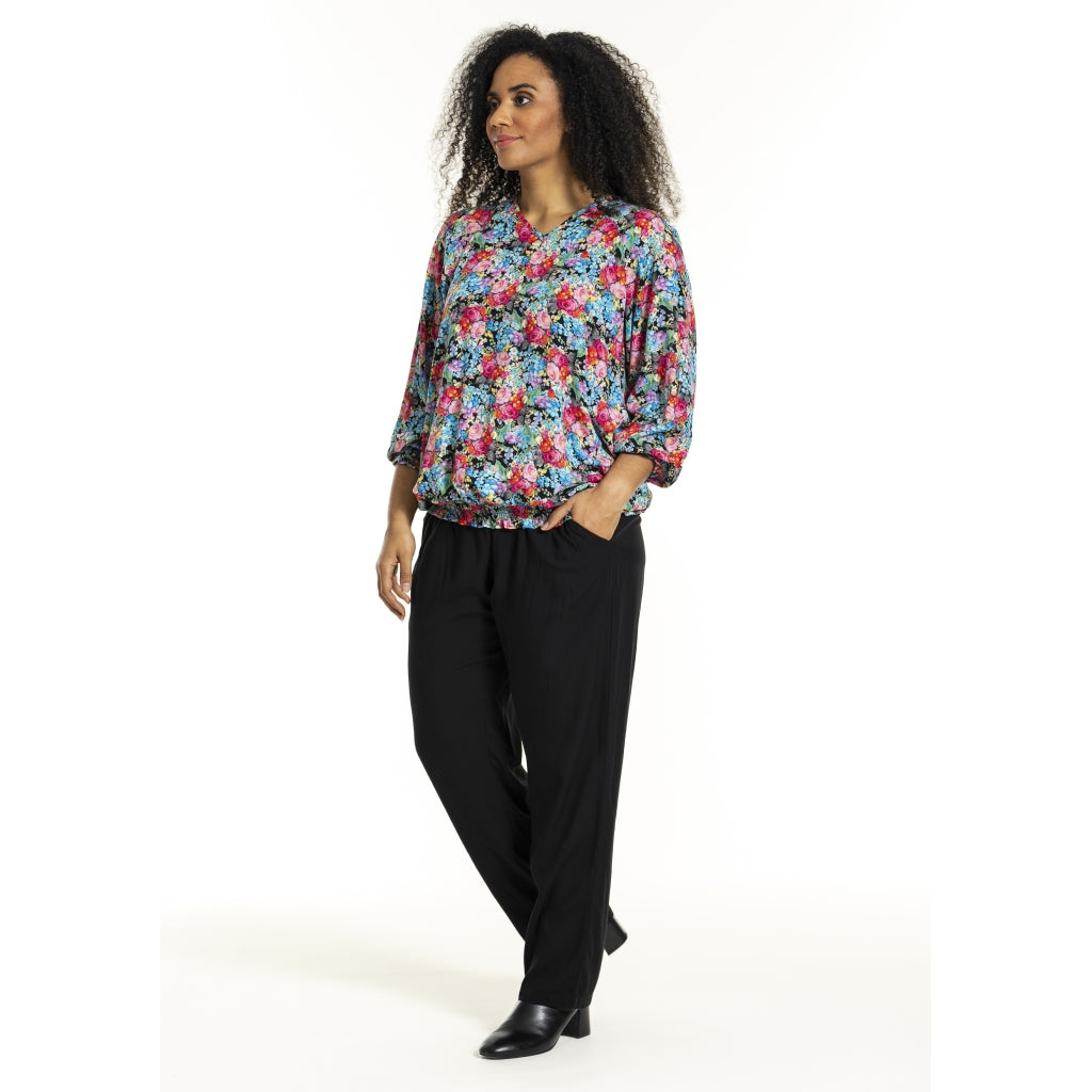 Studio SAugusta Blouse Blouse Black with pink blue flowers