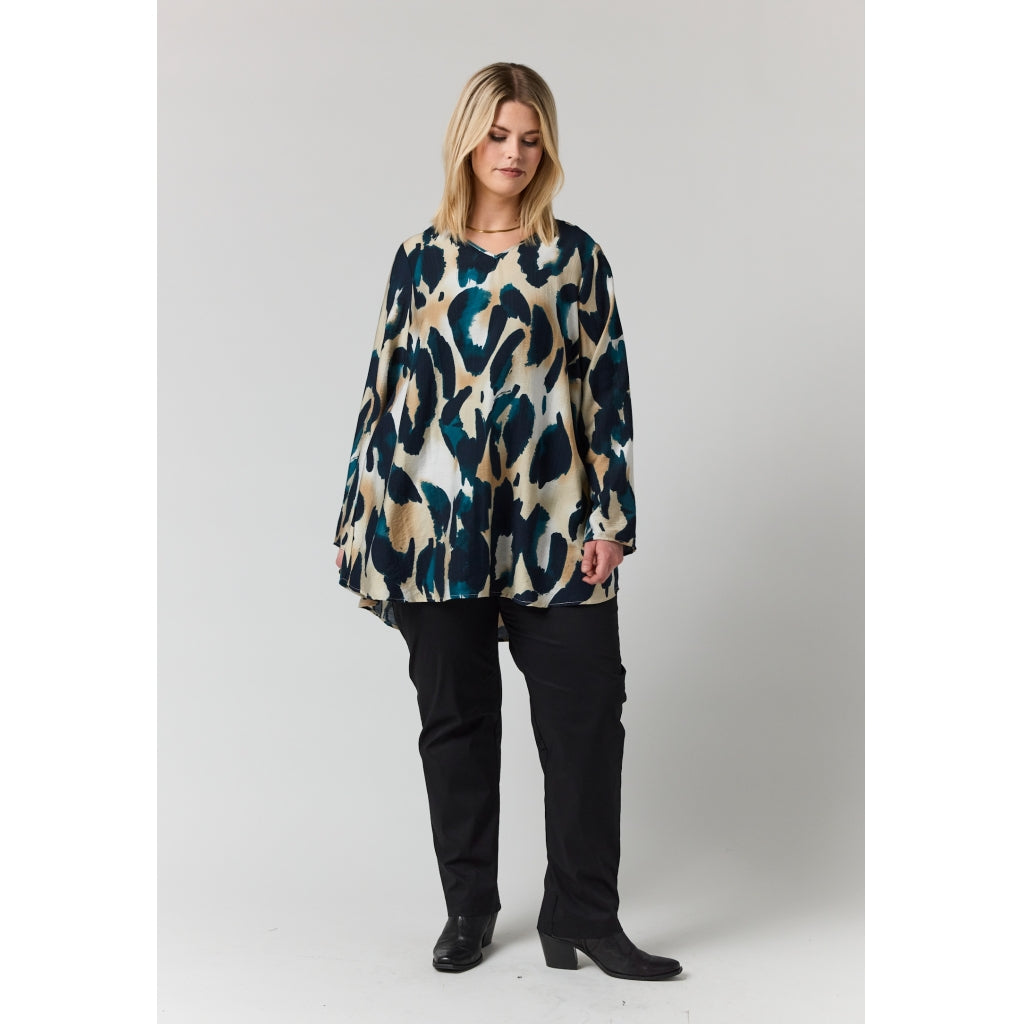 Studio SBerit Blouse Blouse Sand with black petrol clouds
