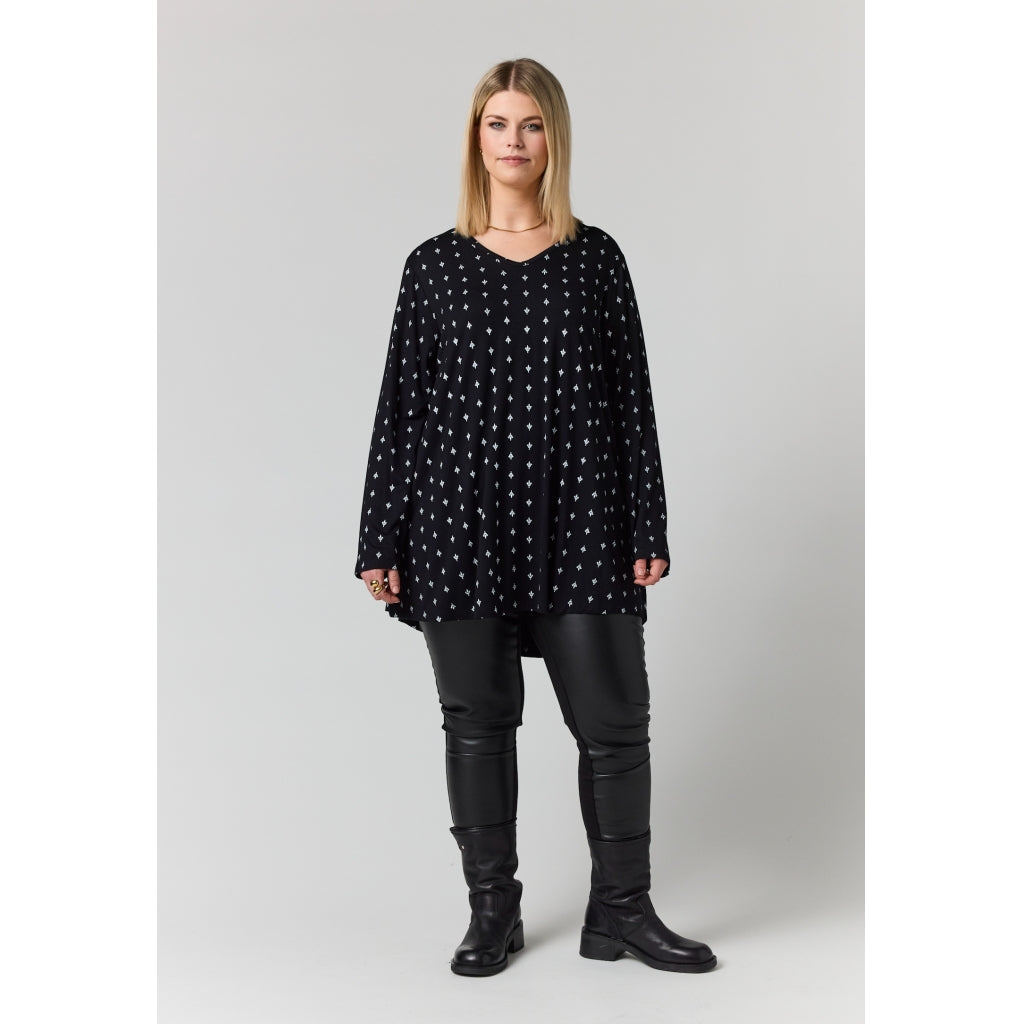 Studio SBerit Blouse Blouse black with white flowers