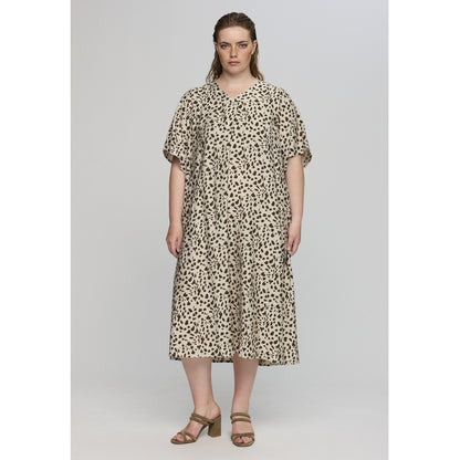 Studio SCarmen Dress Dress Sand + Leo print