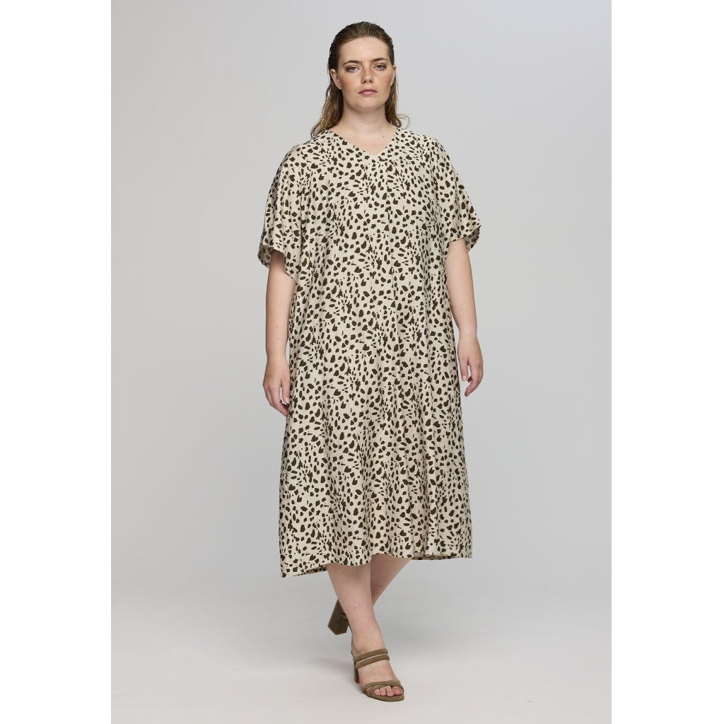 Studio SCarmen Dress Dress Sand + Leo print