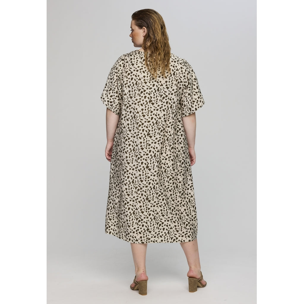 Studio SCarmen Dress Dress Sand + Leo print