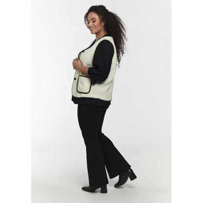 Studio SElina Vest Vest Off-white with black
