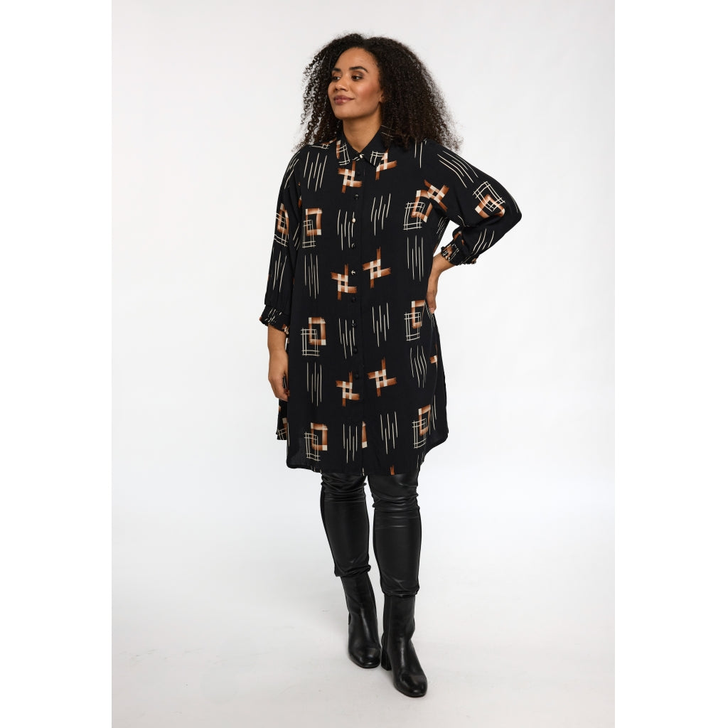 Studio SEmilie Shirt Shirt Black with copper and white patterns