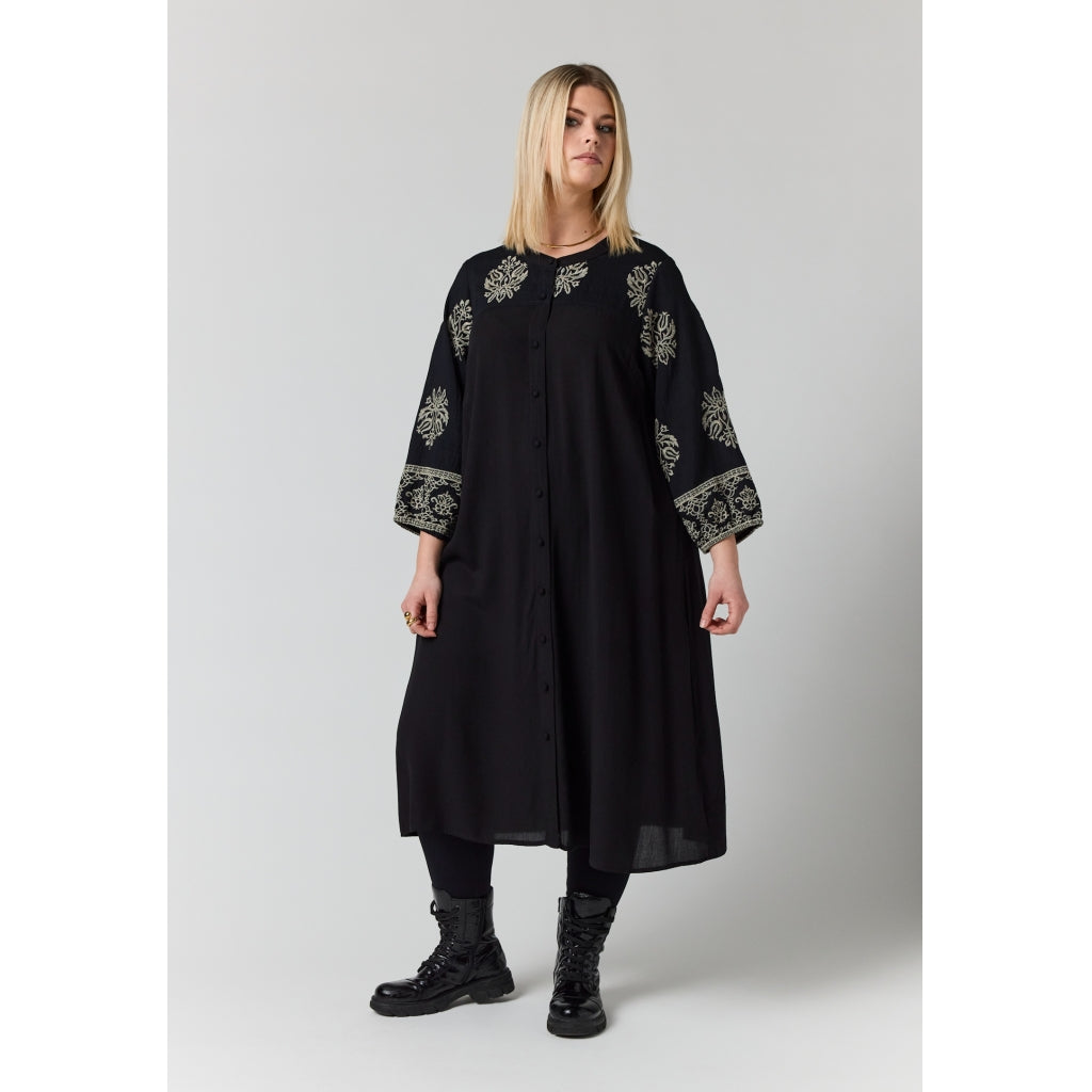 Studio SGunder Dress with embroidery Dress Black