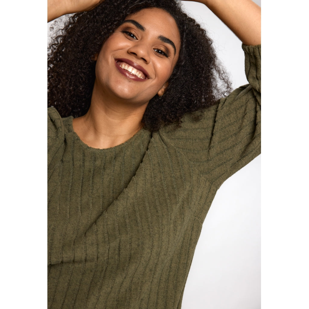 Studio SIlana Knitted Blouse Blouse Green