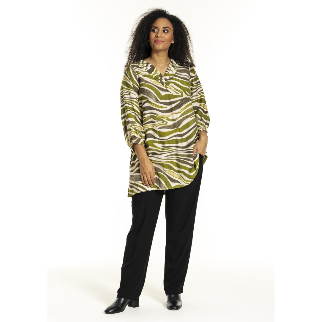 Studio SIlsa Tunic Tunic Offwhite with green pattern