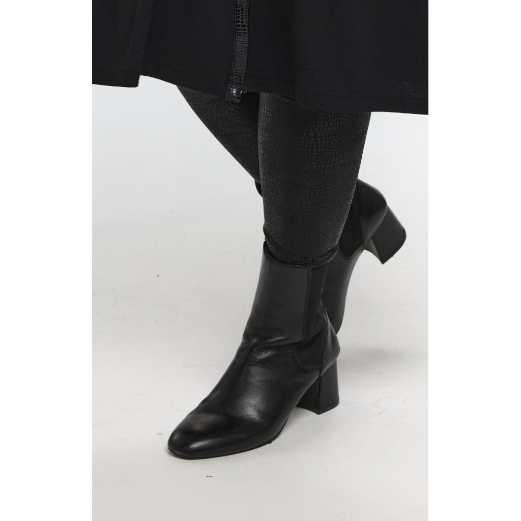 Studio SIrene Leggings Leggings Black snake