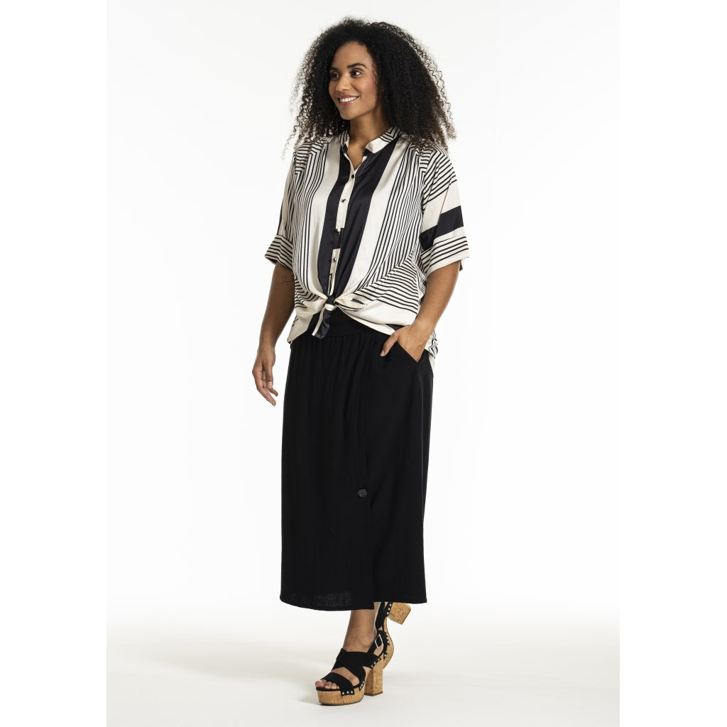 Studio SJua Trousers/Skirt Trousers/Skirt Black
