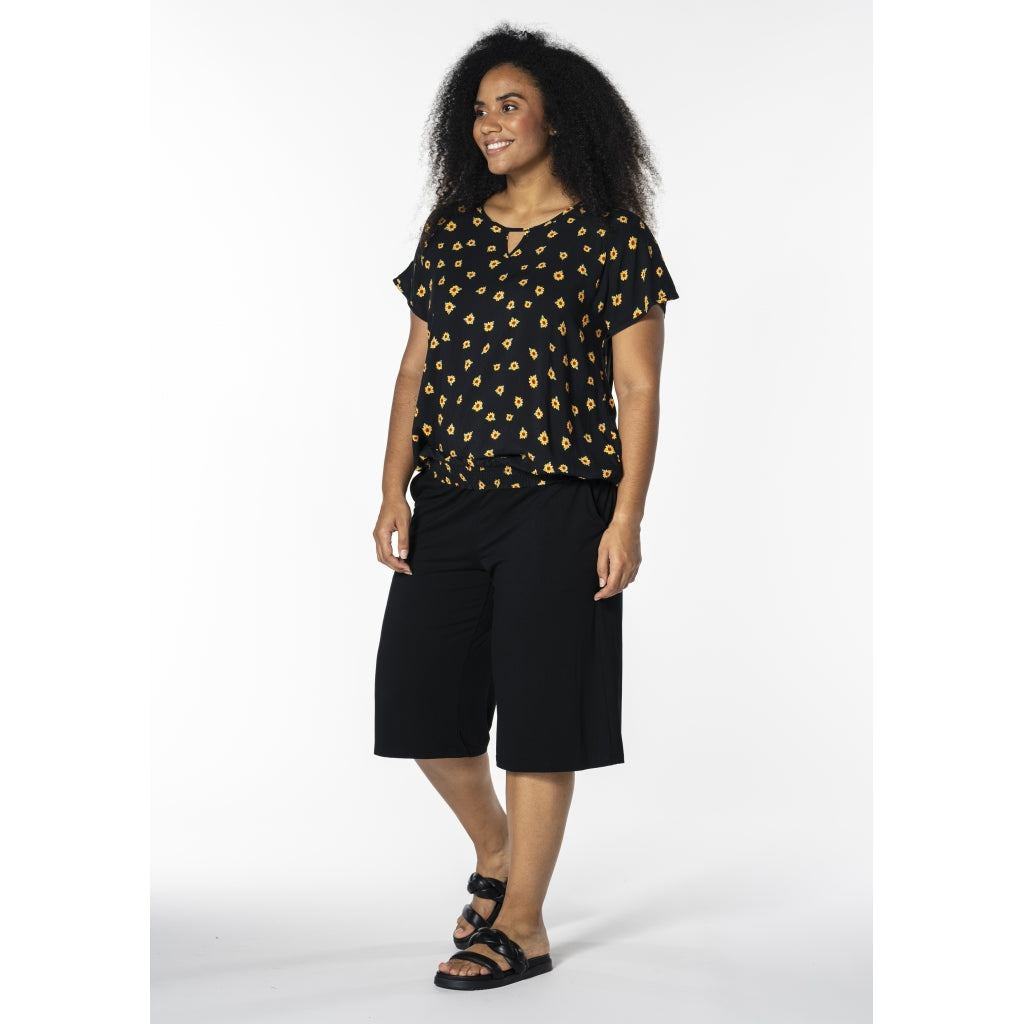 Studio SKis Shorts Shorts Black