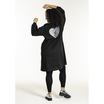 Studio SNomi Shirt with heart on the back Shirt Black