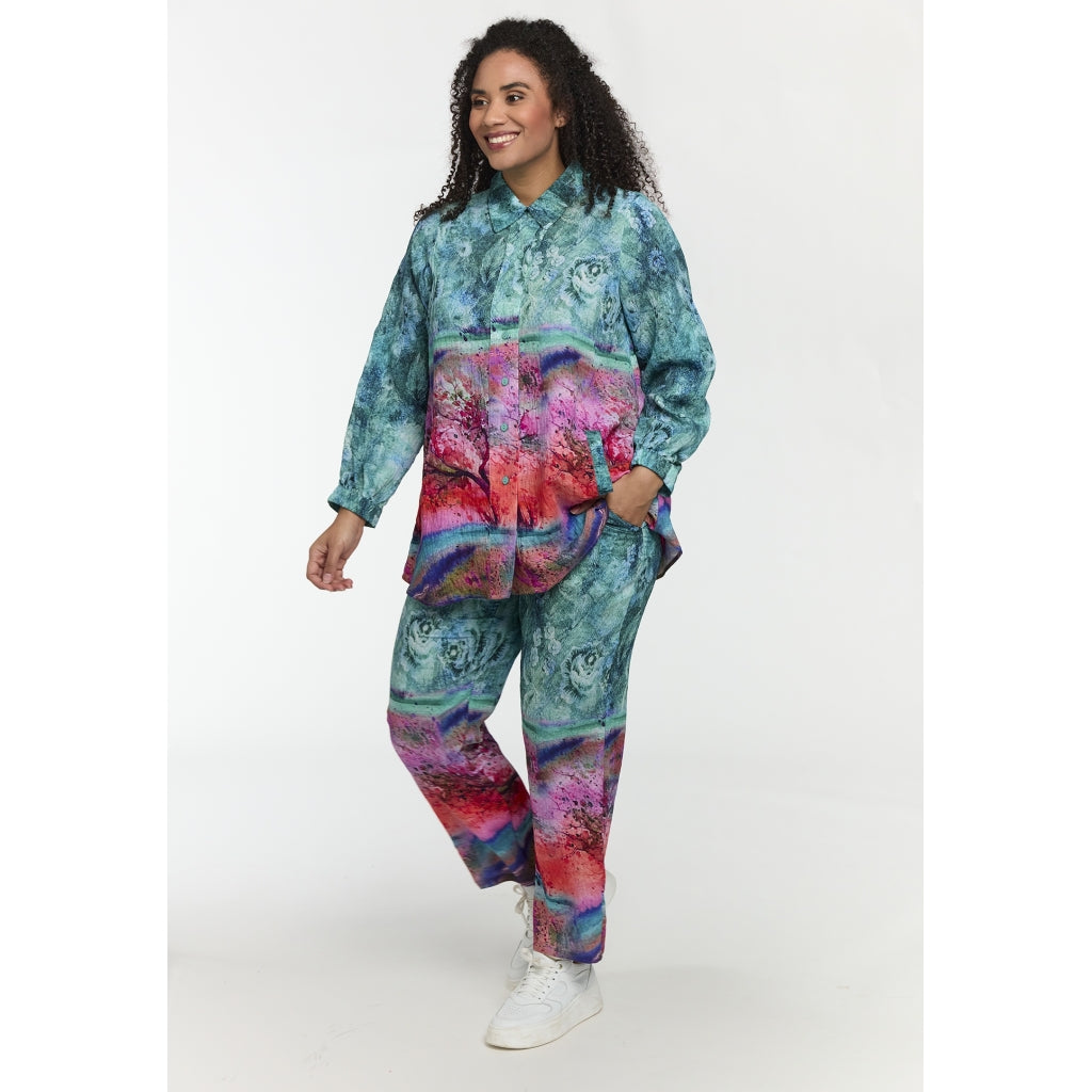 Studio SVilma Shirt Shirt Blue with pink board