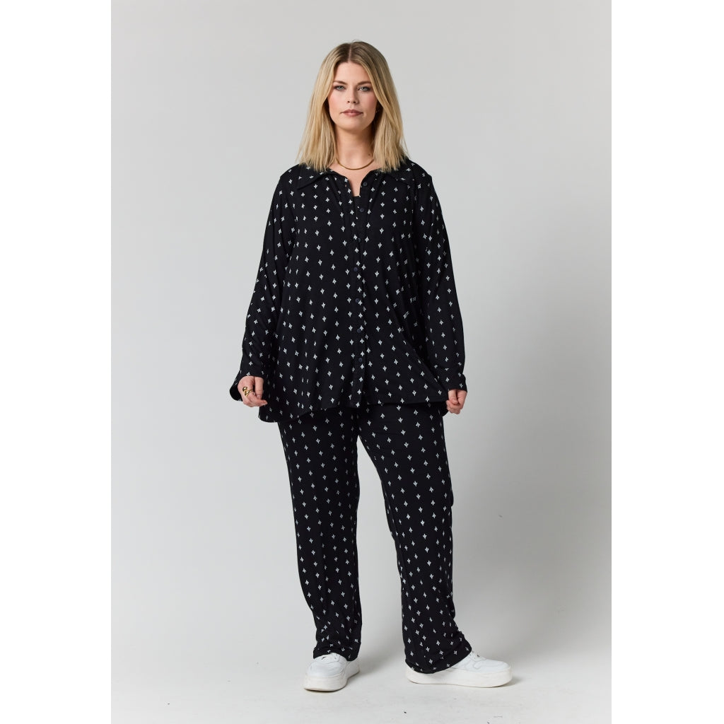 Studio Smimi Shirt Shirt black with white flowers